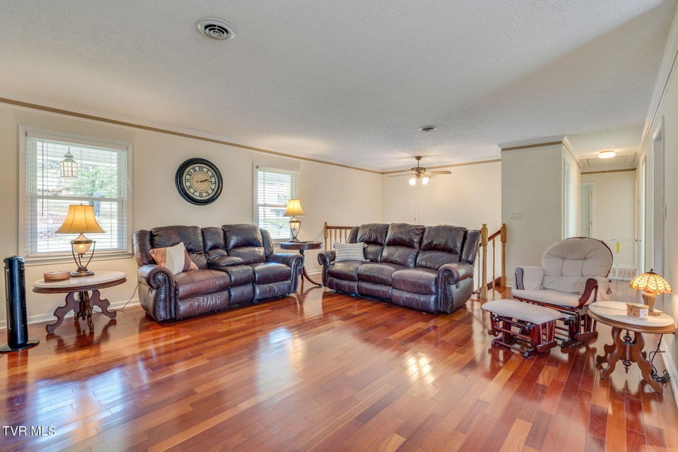 Photo #6: 2029 Louita Avenue