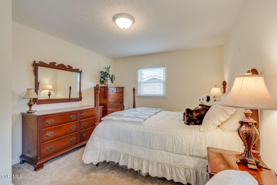 Photo #13: 2029 Louita Avenue