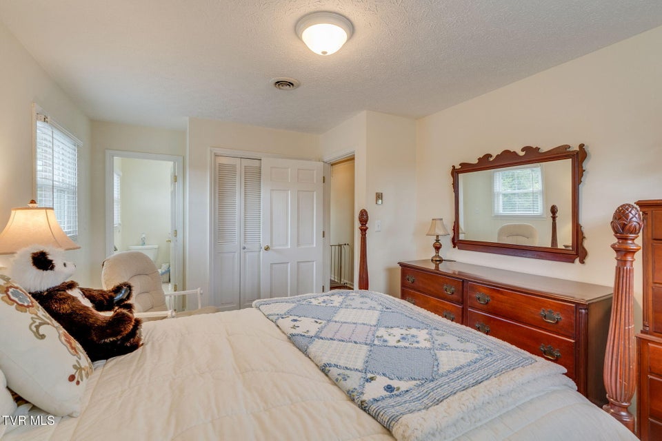 Photo #14: 2029 Louita Avenue