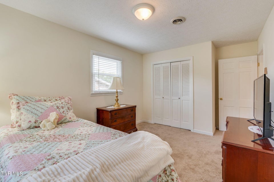 Photo #17: 2029 Louita Avenue