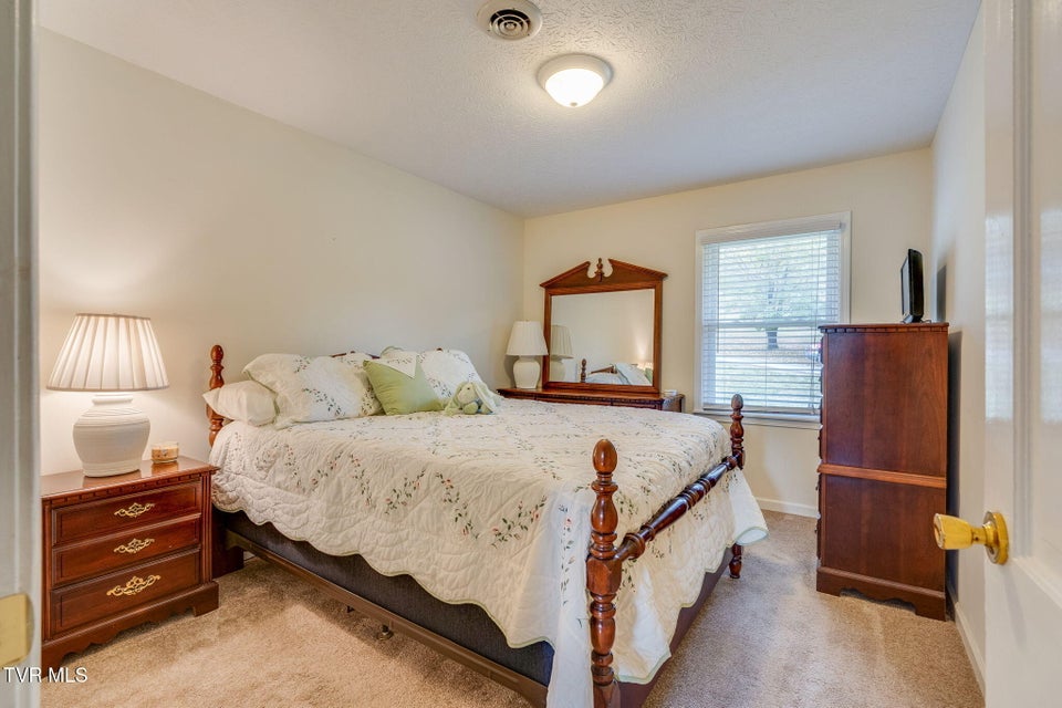 Photo #18: 2029 Louita Avenue