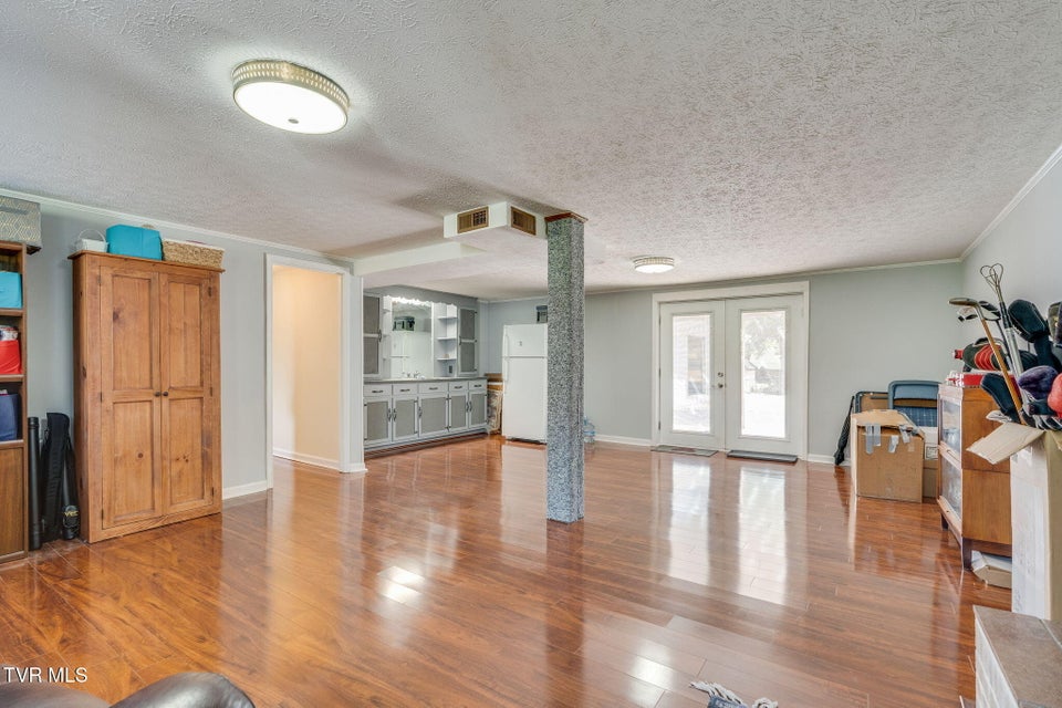 Photo #21: 2029 Louita Avenue