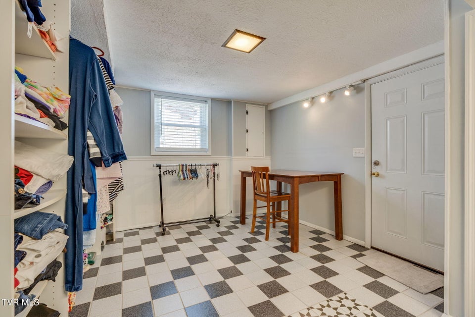 Photo #28: 2029 Louita Avenue