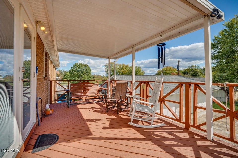 Photo #32: 2029 Louita Avenue