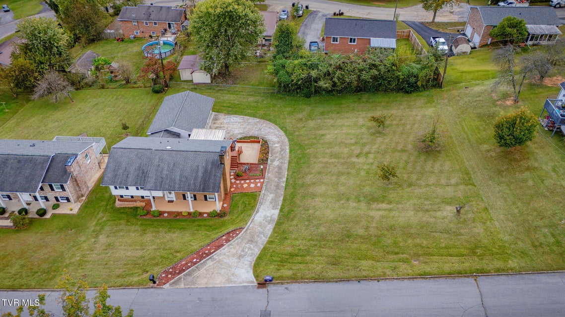 Photo #38: 2029 Louita Avenue