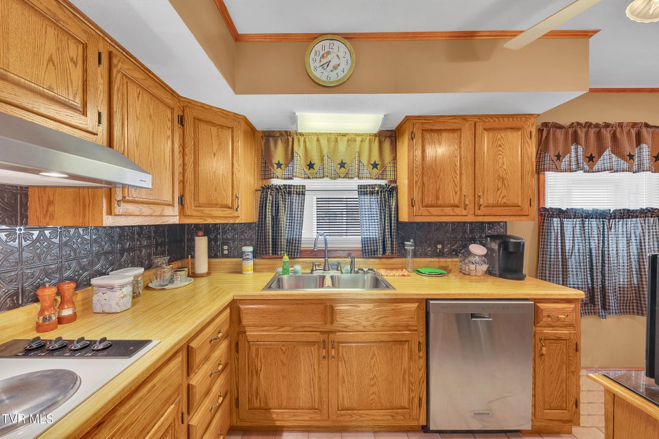 Photo #23: 1145 Jackson Hollow Road