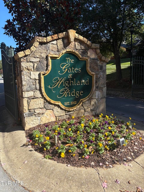 Photo #2: 106 Highland Gate Drive