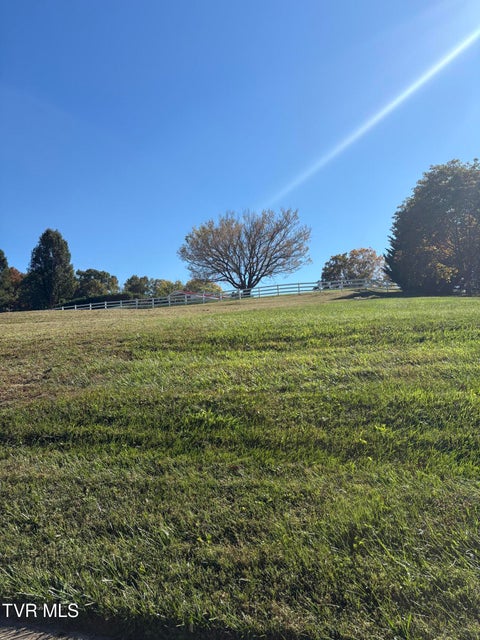 Photo #3: 106 Highland Gate Drive