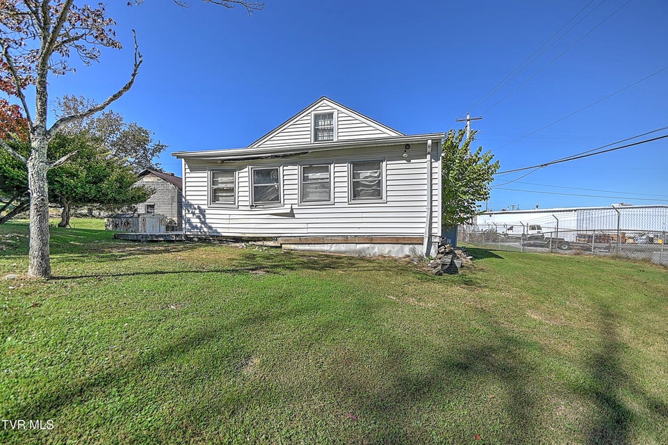 Photo #31: 1809 Autumn Lane