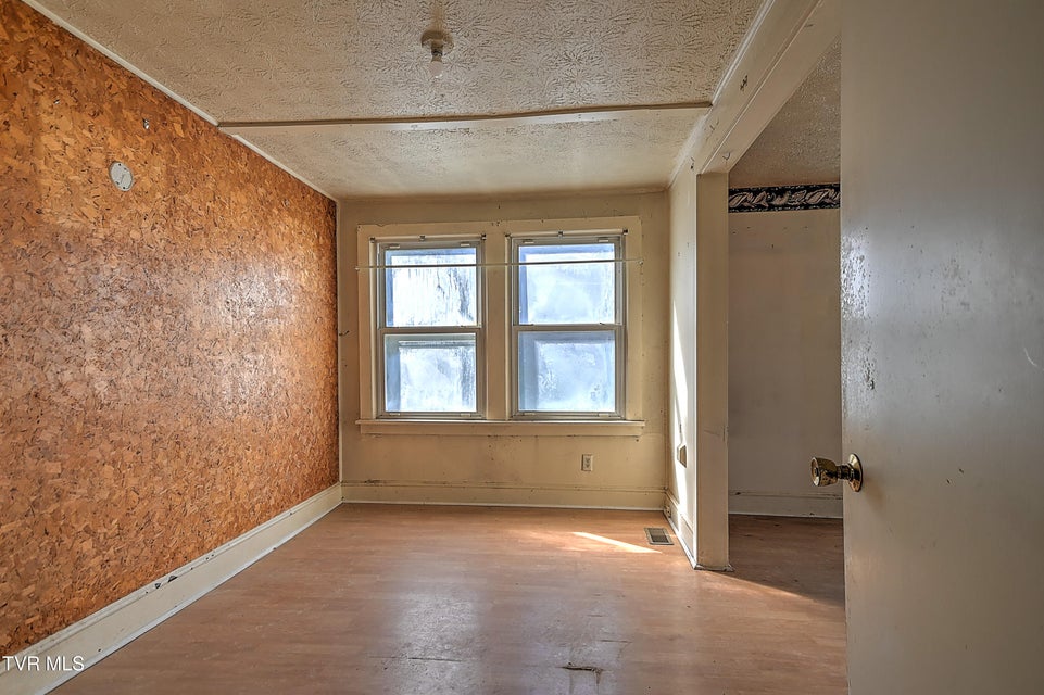 Photo #9: 1809 Autumn Lane