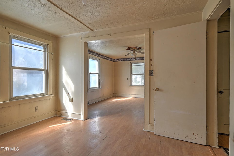 Photo #10: 1809 Autumn Lane