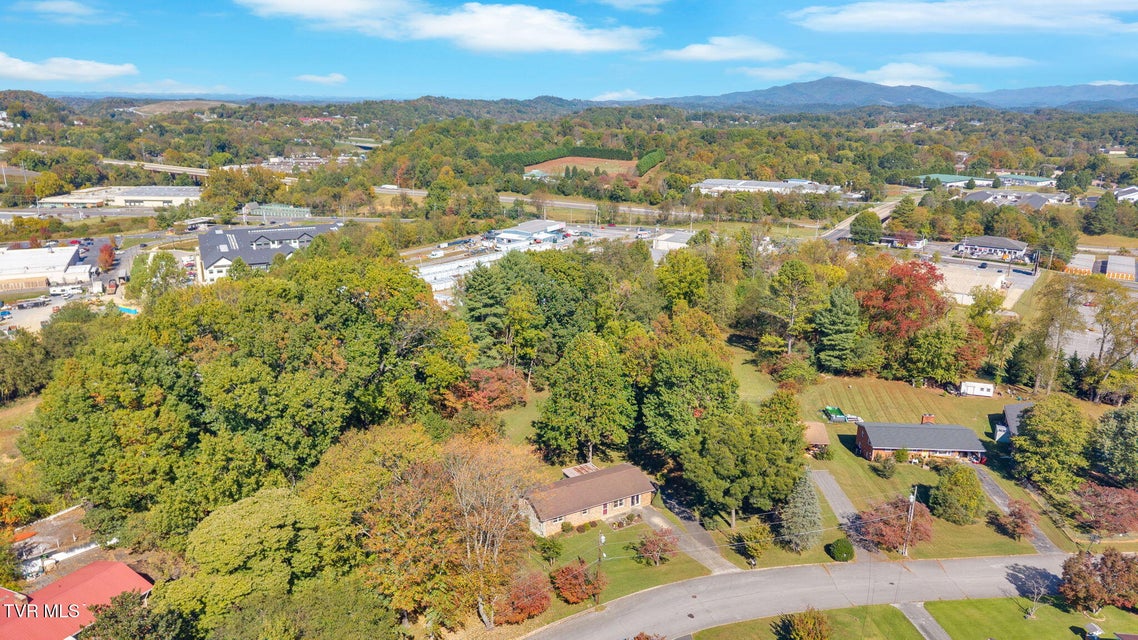 Photo #48: 306 Oak Glen Circle