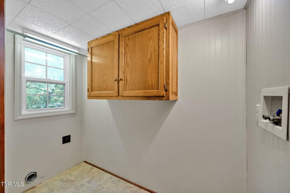Photo #12: 306 Oak Glen Circle