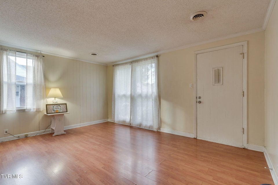 Photo #7: 414 Sequoyah Drive