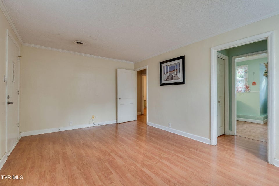 Photo #8: 414 Sequoyah Drive