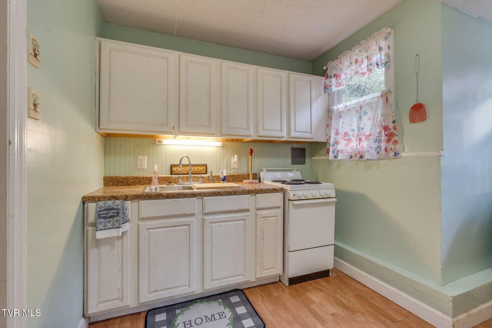 Photo #13: 414 Sequoyah Drive