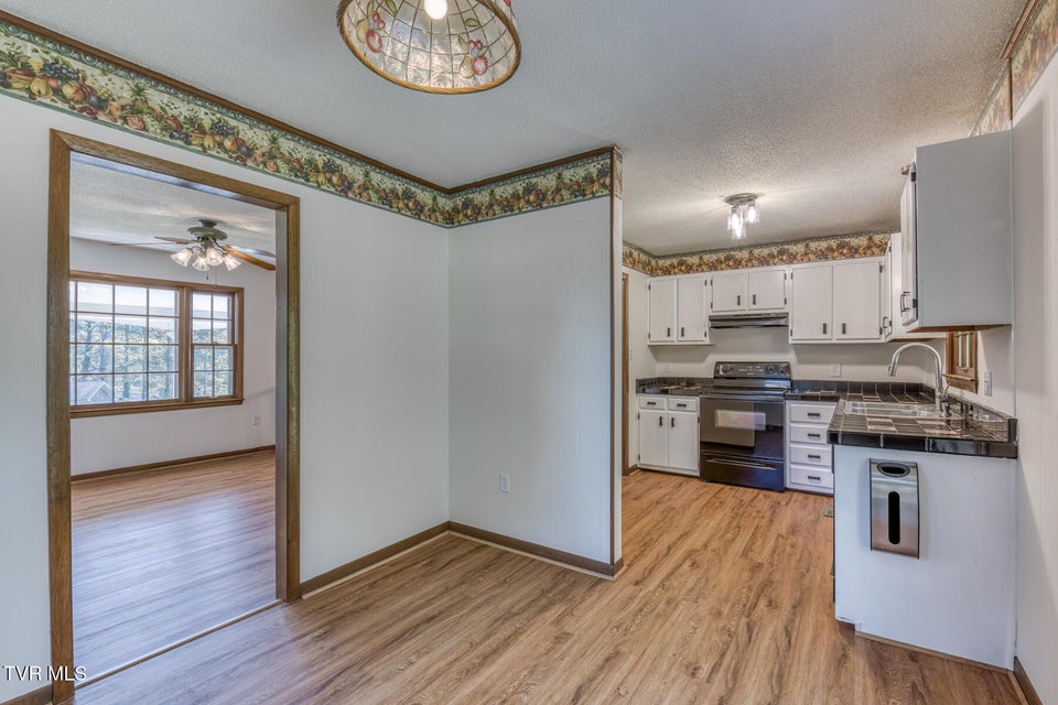 Photo #12: 145 Kami Circle