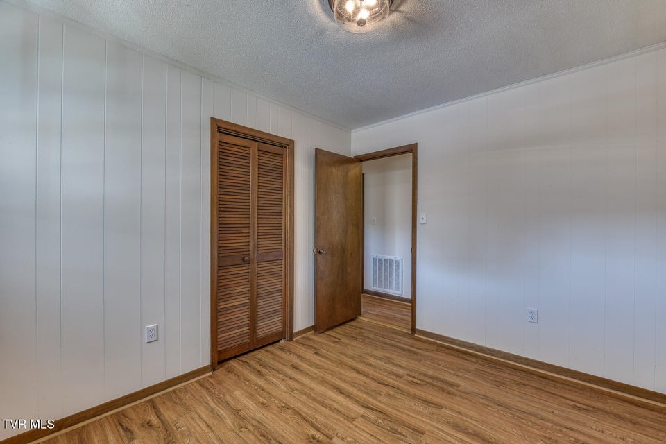 Photo #18: 145 Kami Circle