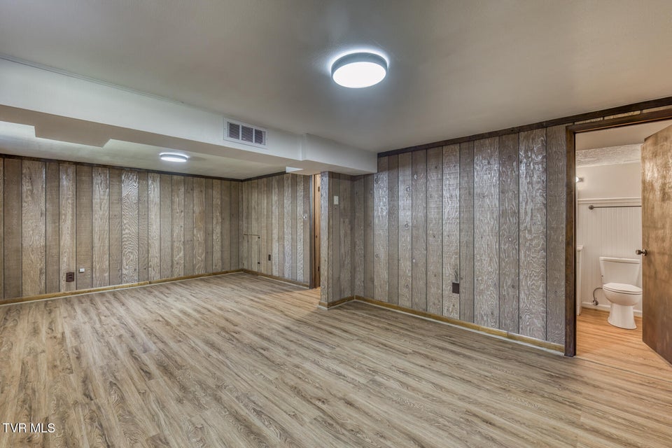 Photo #27: 145 Kami Circle