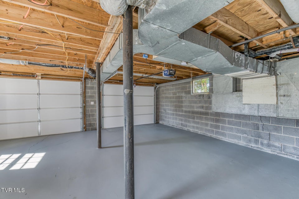 Photo #30: 145 Kami Circle