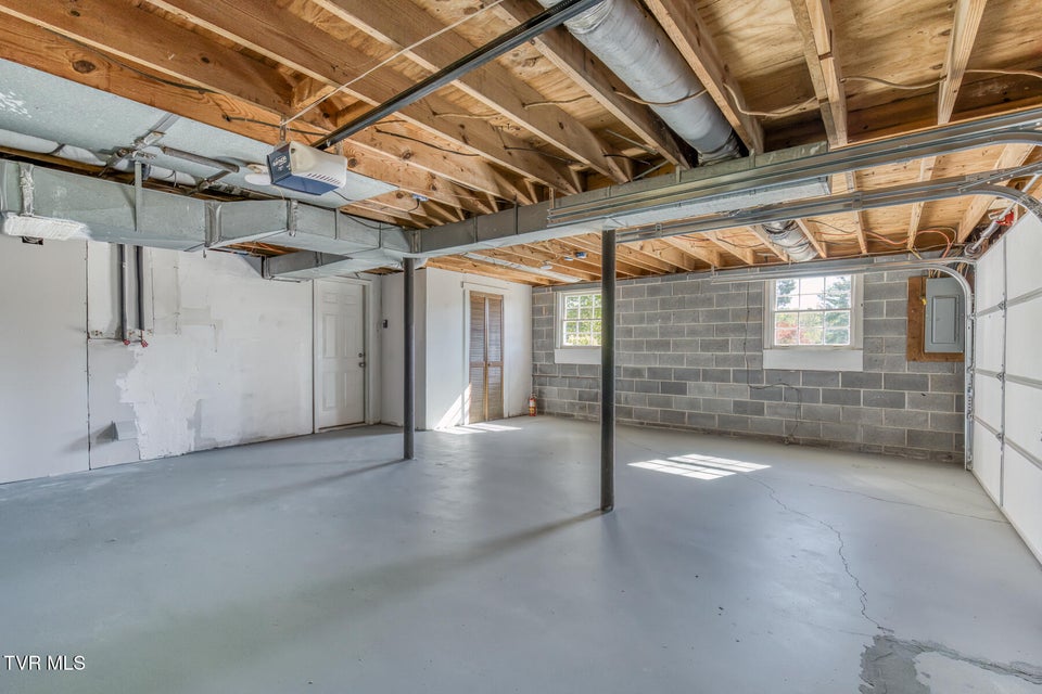 Photo #31: 145 Kami Circle