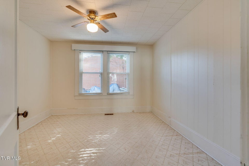 Photo #14: 219 Clinchfield Avenue