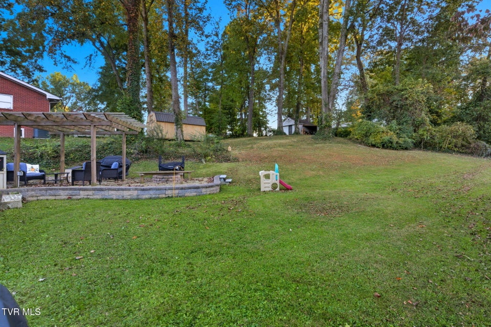 Photo #4: 223 Forest Hills Drive