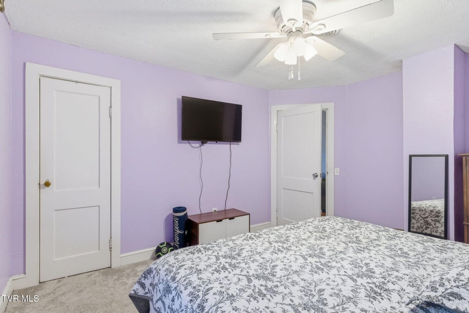 Photo #10: 223 Forest Hills Drive