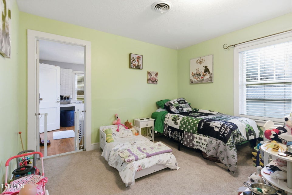 Photo #11: 223 Forest Hills Drive