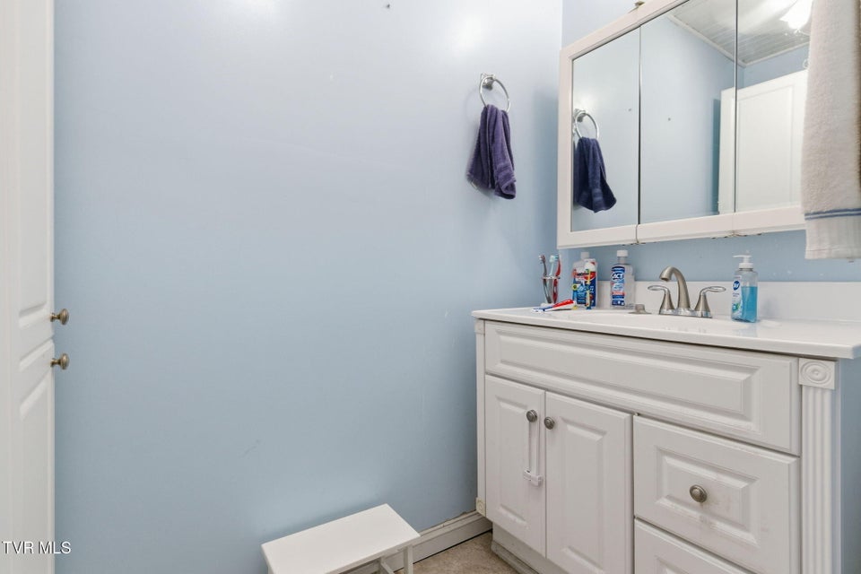 Photo #15: 223 Forest Hills Drive