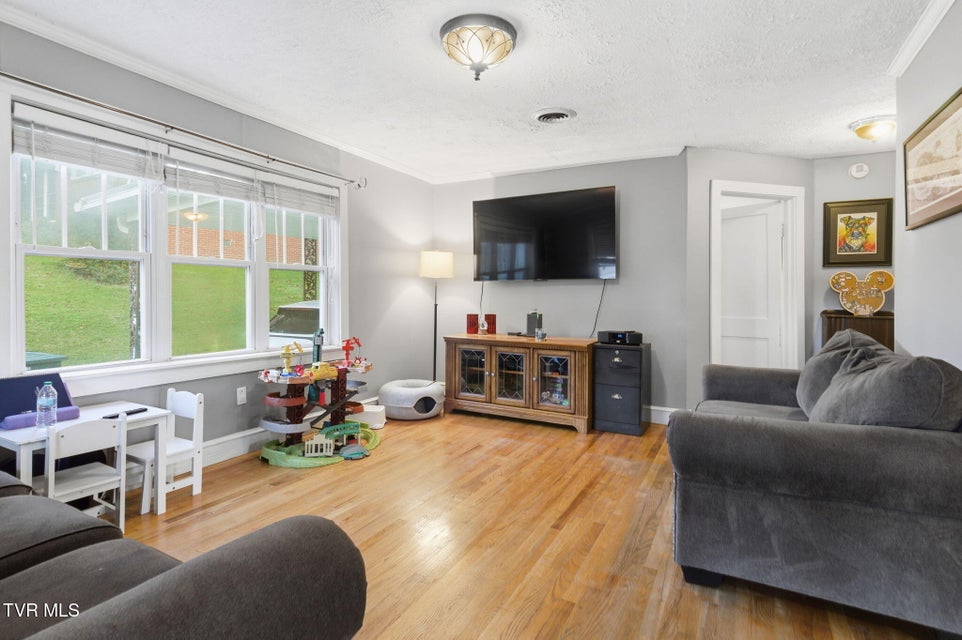 Photo #20: 223 Forest Hills Drive