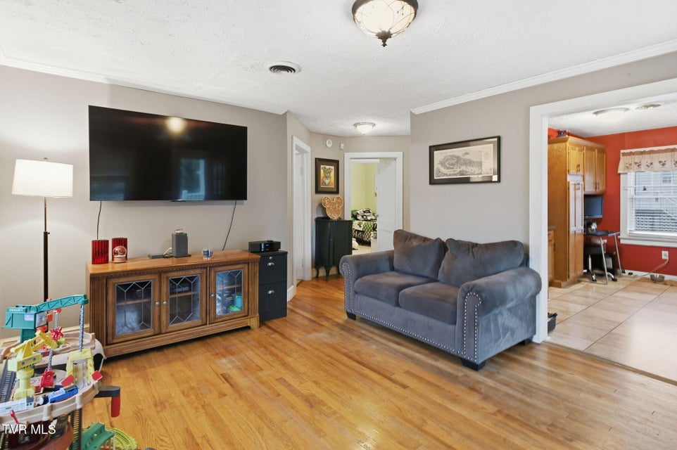 Photo #22: 223 Forest Hills Drive