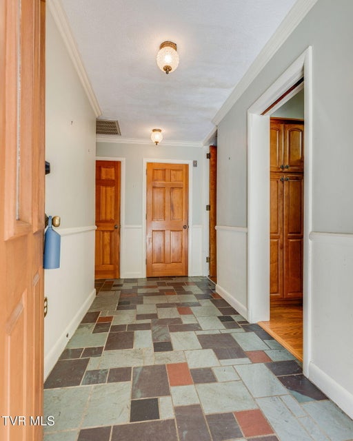 Photo #4: 325 Hidden Valley Road