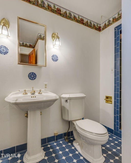 Photo #20: 325 Hidden Valley Road