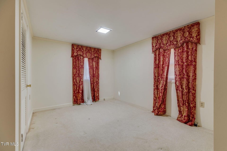 Photo #34: 325 Hidden Valley Road