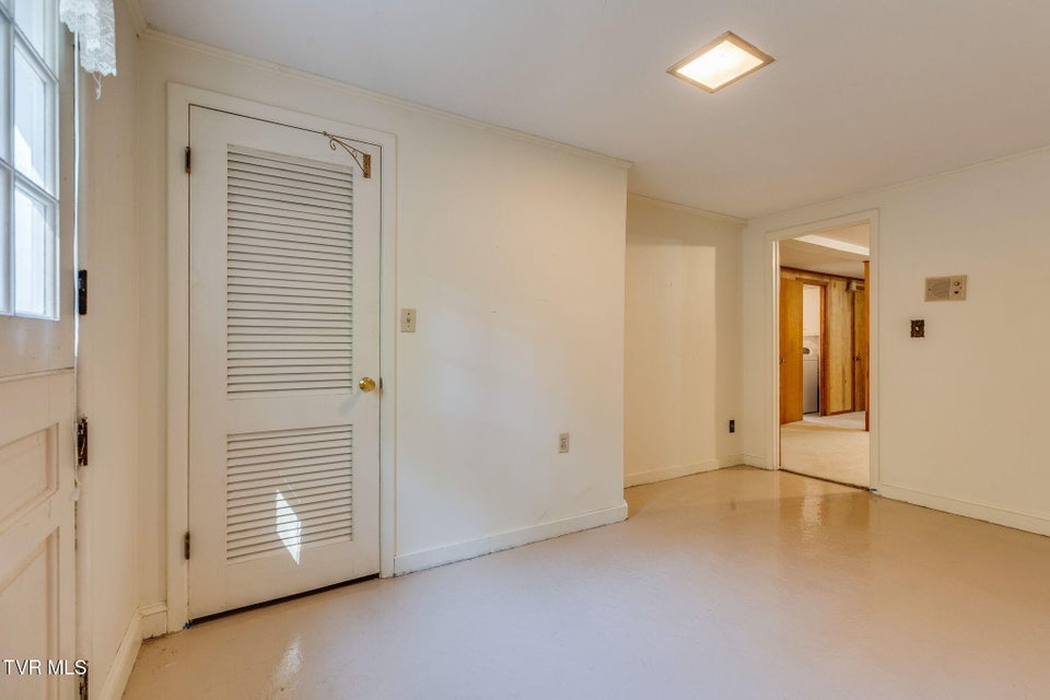 Photo #38: 325 Hidden Valley Road