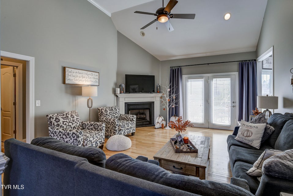 Photo #12: 3 Alta Tree Court