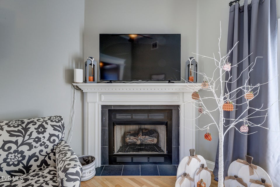 Photo #15: 3 Alta Tree Court