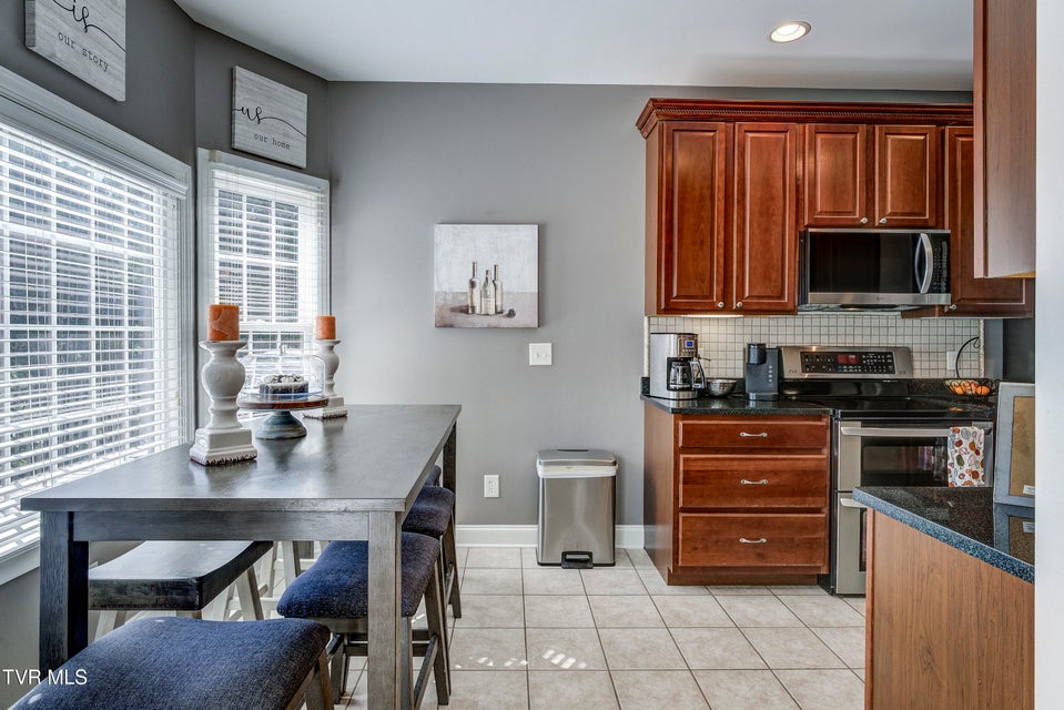 Photo #17: 3 Alta Tree Court