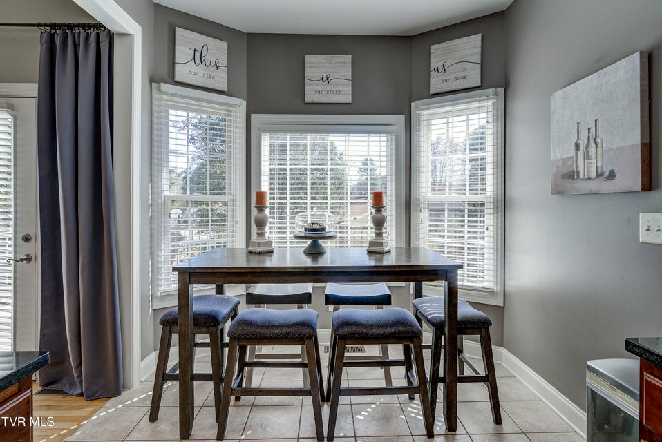 Photo #18: 3 Alta Tree Court