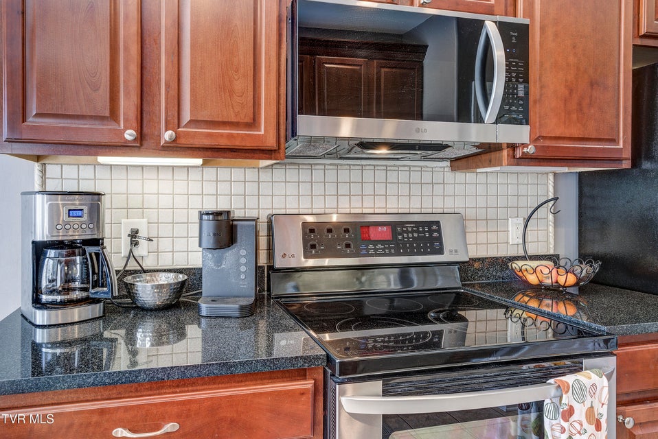 Photo #22: 3 Alta Tree Court