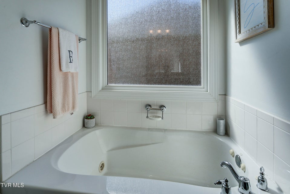 Photo #30: 3 Alta Tree Court