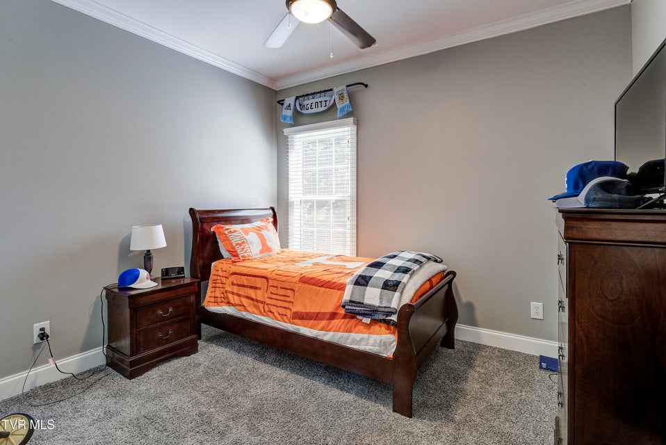 Photo #34: 3 Alta Tree Court