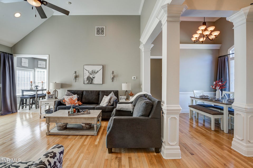 Photo #39: 3 Alta Tree Court