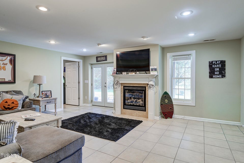 Photo #47: 3 Alta Tree Court