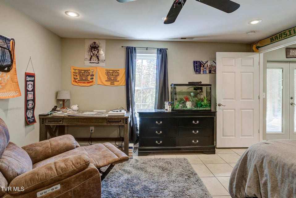 Photo #51: 3 Alta Tree Court