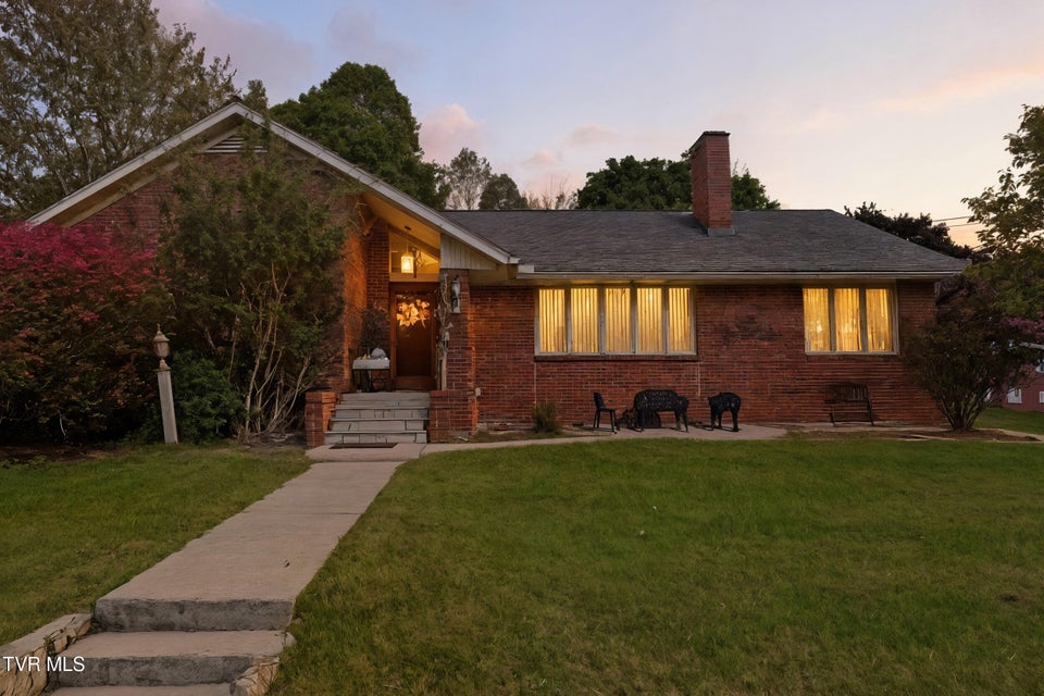 Photo #2: 1202 Virginia Avenue