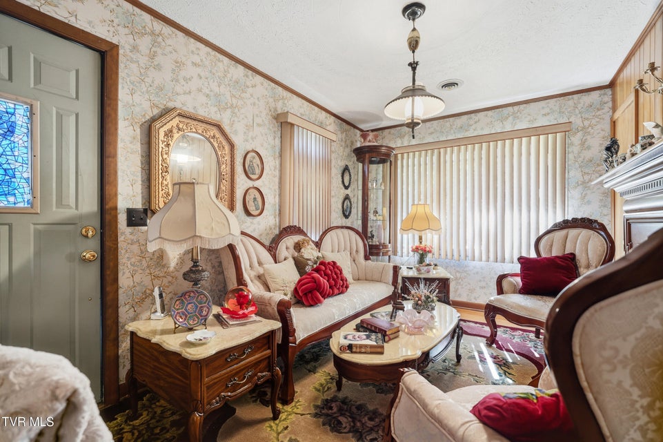 Photo #36: 1202 Virginia Avenue