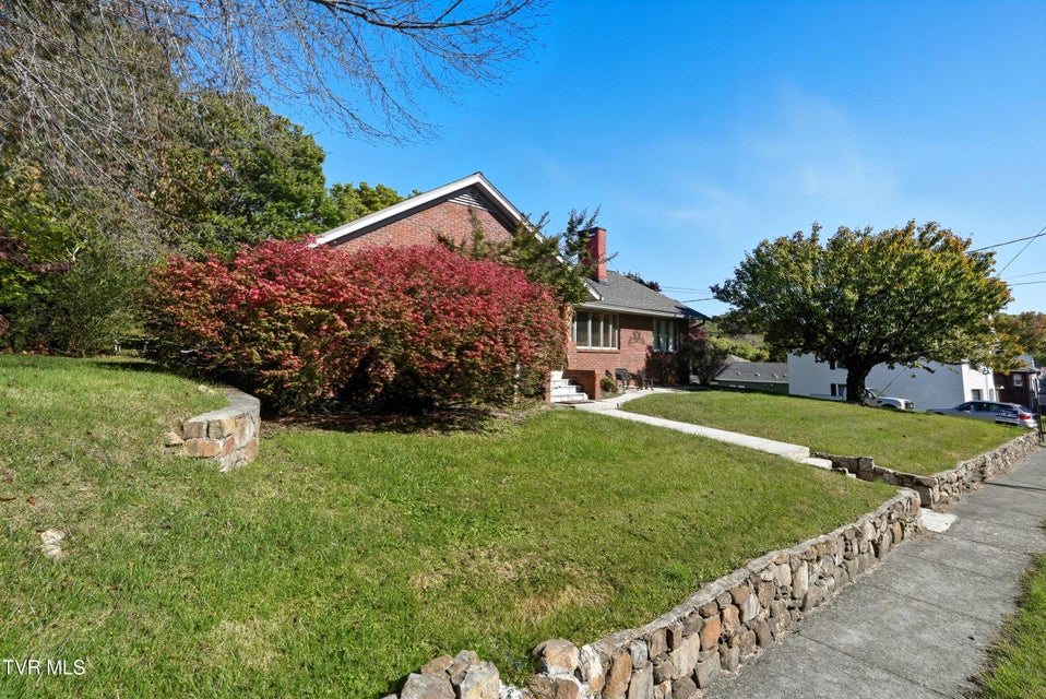 Photo #5: 1202 Virginia Avenue