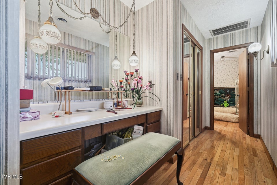 Photo #39: 1202 Virginia Avenue